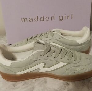 Madden Girl GIIA Light Green and White Sneakers New In Box